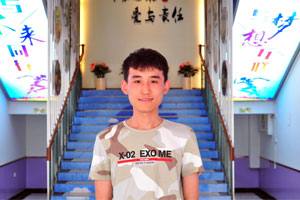 刘玉龙：曾经学机电的少年，未来将成为UI设计师
