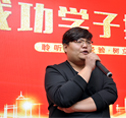 成功学子回母校，为新华学子解疑答惑！