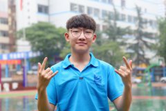 回族学生来新华：赢在转折点 未来可期 