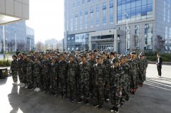 新疆新华互联网学院2018级新生军训开始啦 