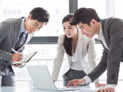 <b>新华学子必看:怎样在职场工作中提高自我</b>