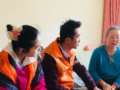 <b>我们在路上,义工在行动</b> 