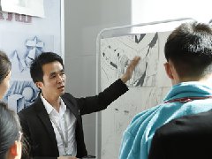 <b>最美的不是人间四月天，而是我在新华度过</b> 