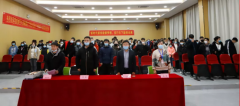 欢迎我校参加全国第一届职业技能大赛的师生们